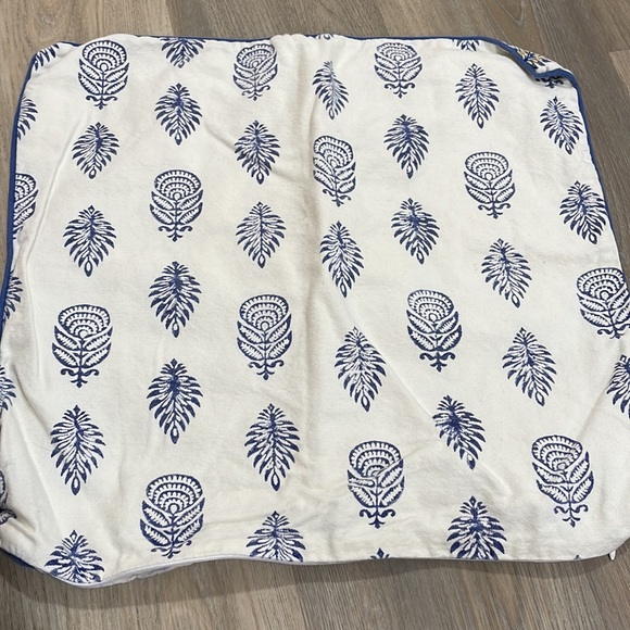 Double sided decorative pillow cover - Picture 2 of 2